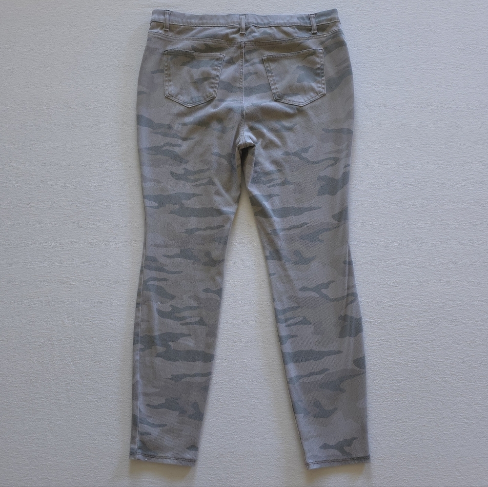 Camo Pull On Jegging Jean Pant High Rise Skinny Time And Tru XXL - Picture 11 of 13